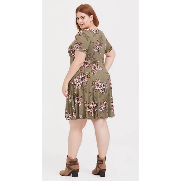 torrid | Mini Jersey Skater Dress - Picture 3 of 7
